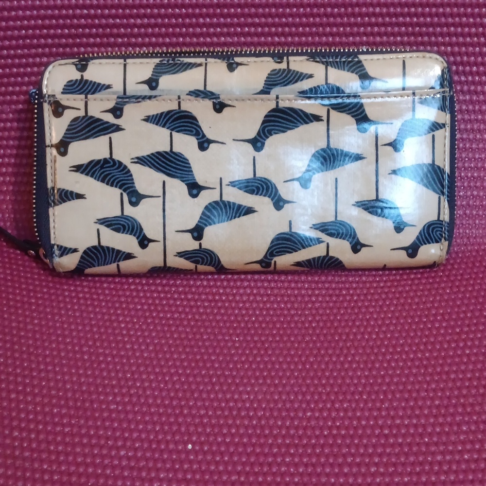 Kate Spade Beige and Black Bird Pattern Wallet - Picture 2 of 4